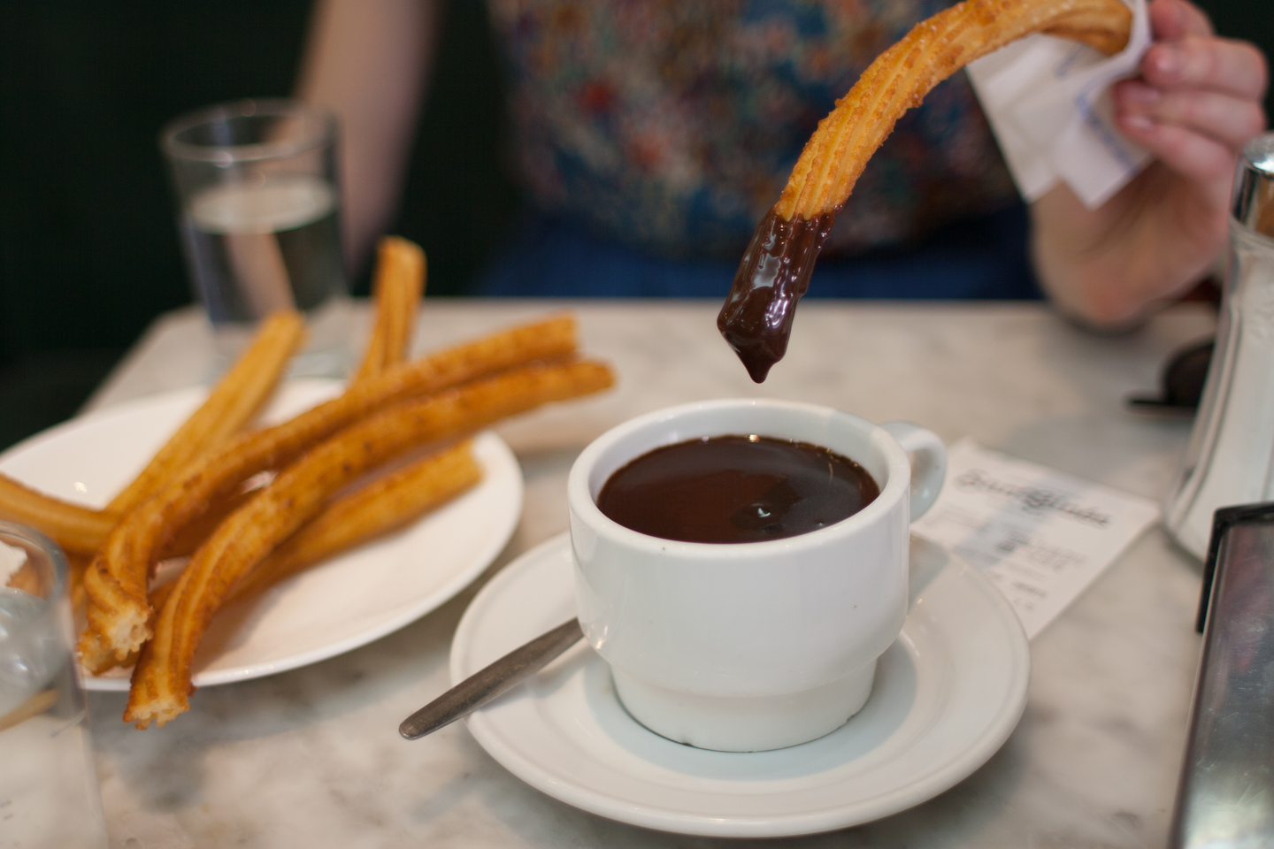 Churros com chocolate